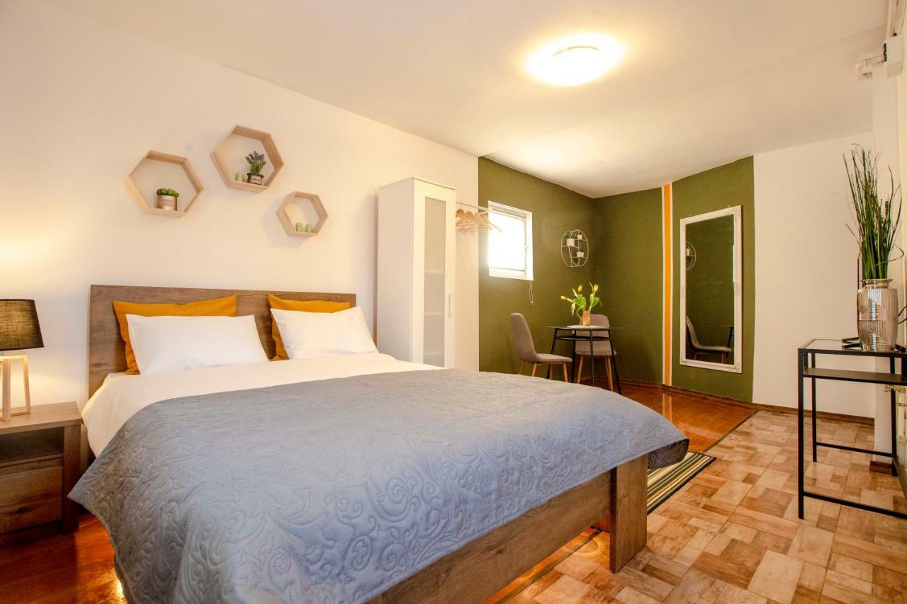 Color Apartments Downtown 부쿠레슈티 외부 사진